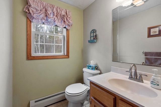 75 Nash Rd, Ashby, MA 01431