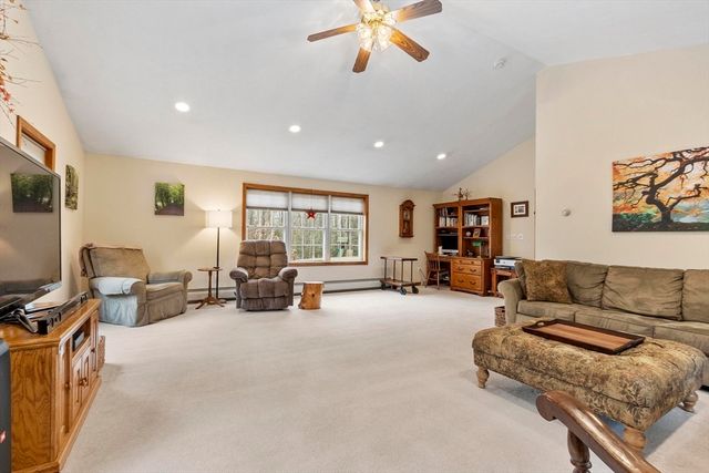 75 Nash Rd, Ashby, MA 01431