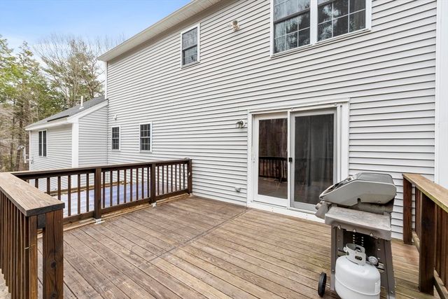 75 Nash Rd, Ashby, MA 01431