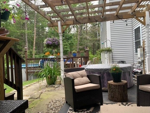 75 Nash Rd, Ashby, MA 01431