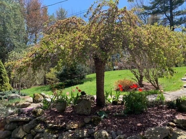 75 Nash Rd, Ashby, MA 01431