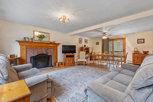 75 Nash Rd, Ashby, MA 01431