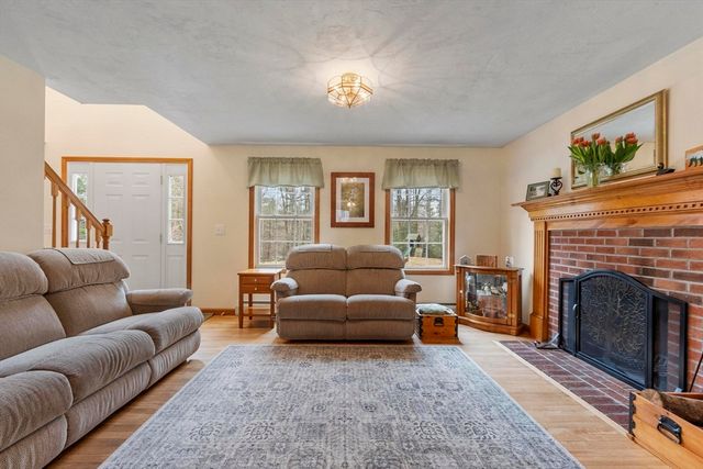 75 Nash Rd, Ashby, MA 01431