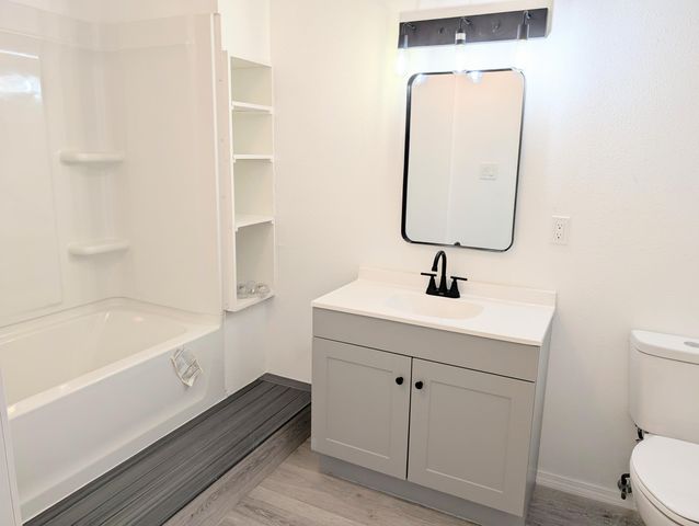 140 65TH Street NW, Albuquerque, NM 87105