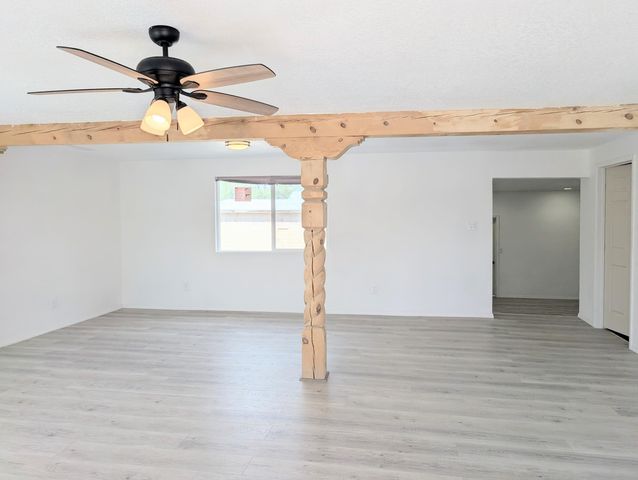 140 65TH Street NW, Albuquerque, NM 87105