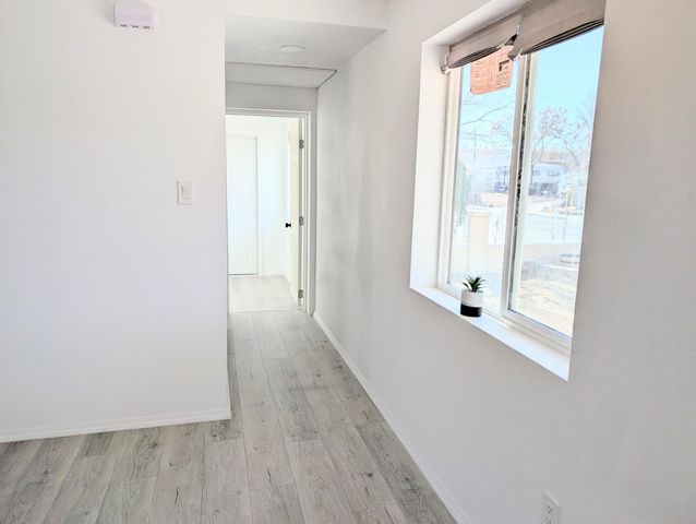 140 65TH Street NW, Albuquerque, NM 87105