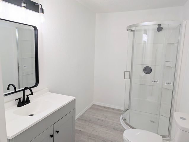 140 65TH Street NW, Albuquerque, NM 87105