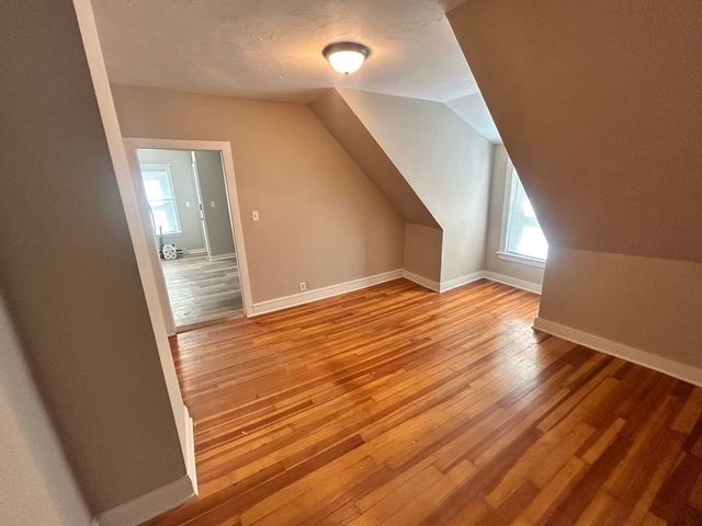 35 Newcomb Pl 3, Taunton, MA 02780