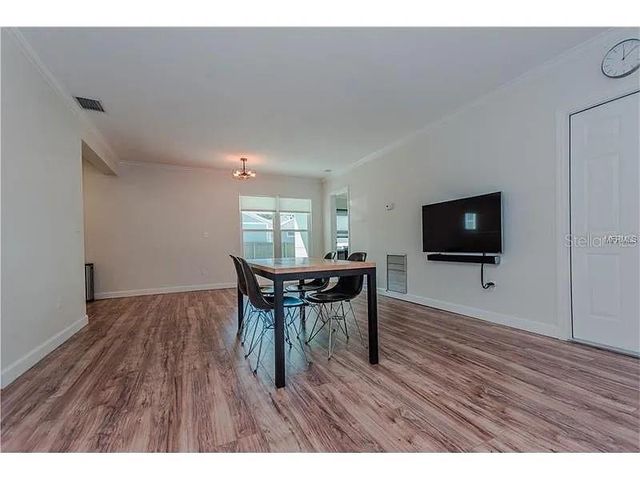 104 W OSBORNE AVENUE, Tampa, FL 33603