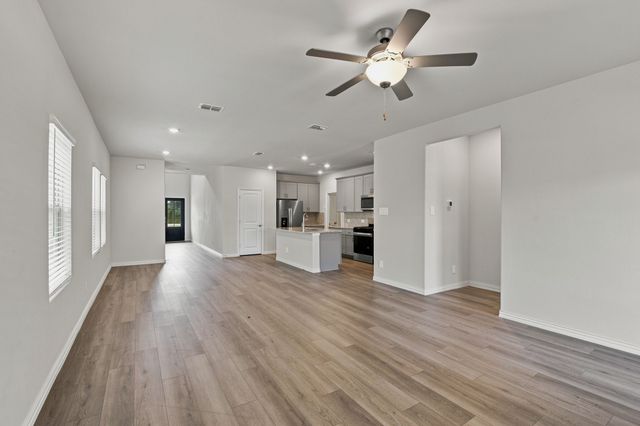 810 Honeydew Lane, Princeton, TX 75071