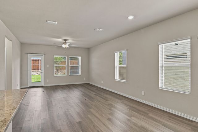 810 Honeydew Lane, Princeton, TX 75071