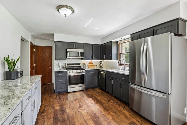 1625 Trails End, Marshall, WI 53559