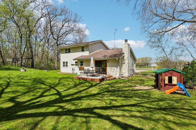 1625 Trails End, Marshall, WI 53559