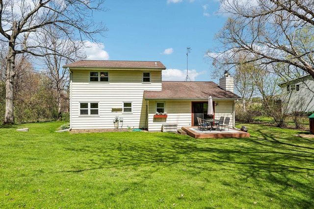 1625 Trails End, Marshall, WI 53559