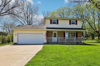 1625 Trails End, Marshall, WI 53559