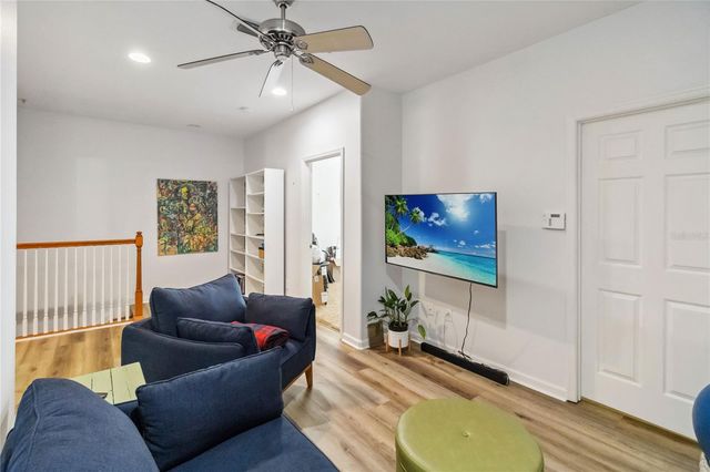 9686 CYPRESS PINE STREET, Orlando, FL 32827