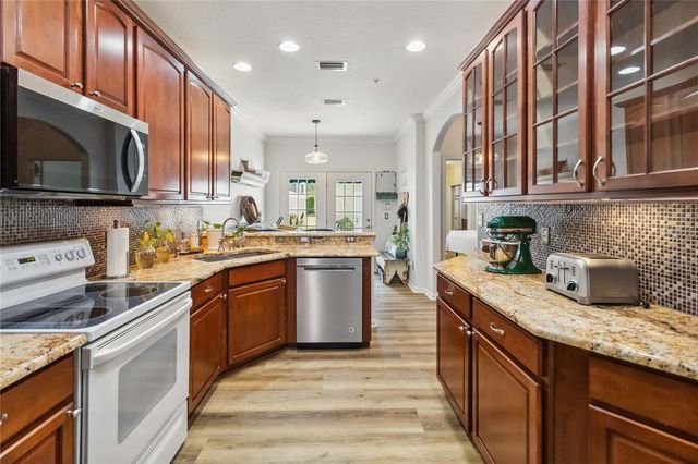 9686 CYPRESS PINE STREET, Orlando, FL 32827