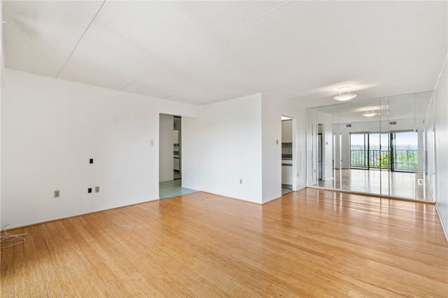 5600 Munhall Rd 606, Squirrel Hill, PA 15217