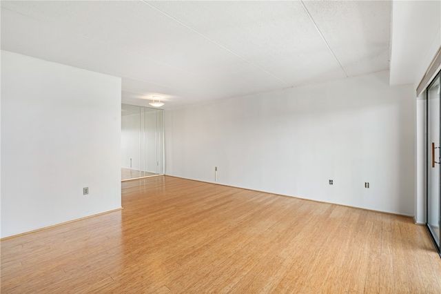5600 Munhall Rd 606, Squirrel Hill, PA 15217