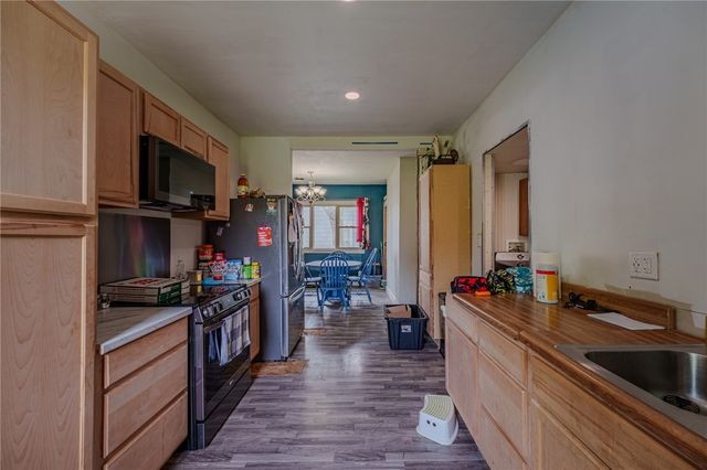 16 Springway Drive, Dayton, OH 45415