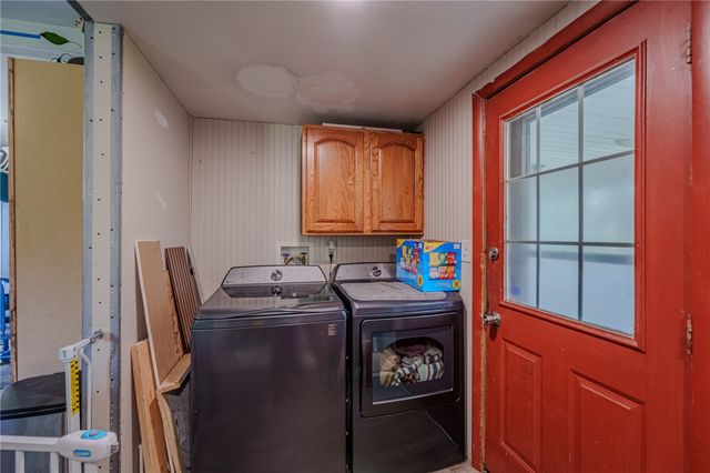 16 Springway Drive, Dayton, OH 45415