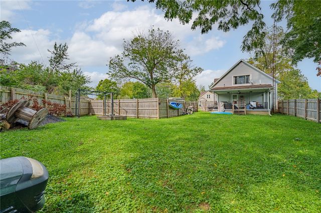 16 Springway Drive, Dayton, OH 45415