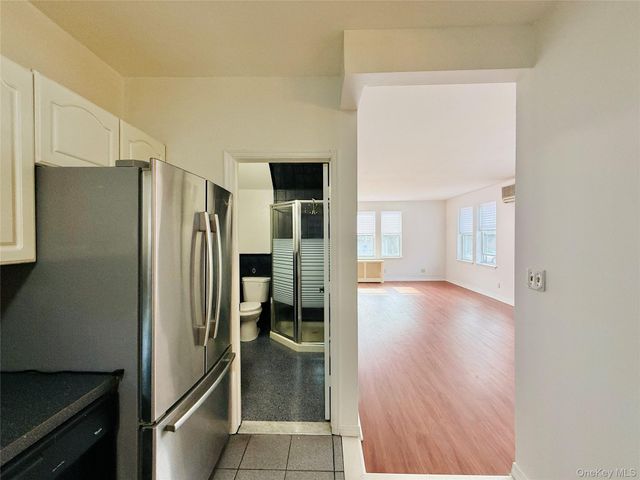 1374 Hobart Avenue, Bronx, NY 10461