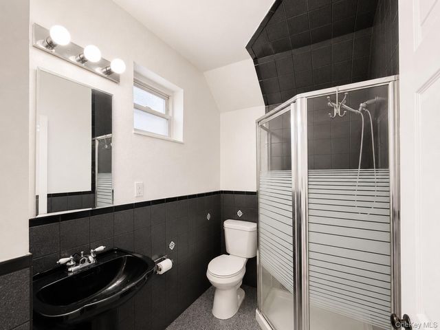 1374 Hobart Avenue, Bronx, NY 10461