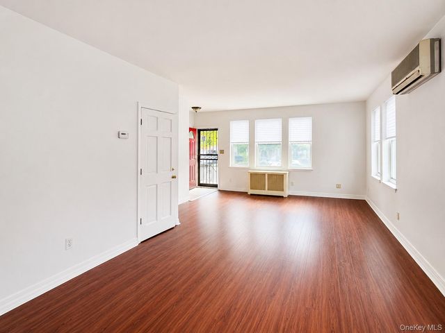 1374 Hobart Avenue, Bronx, NY 10461