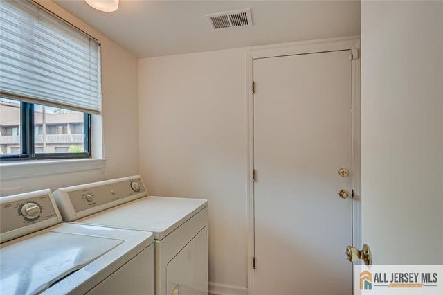 117 Kingsberry Drive, Franklin, NJ 08873