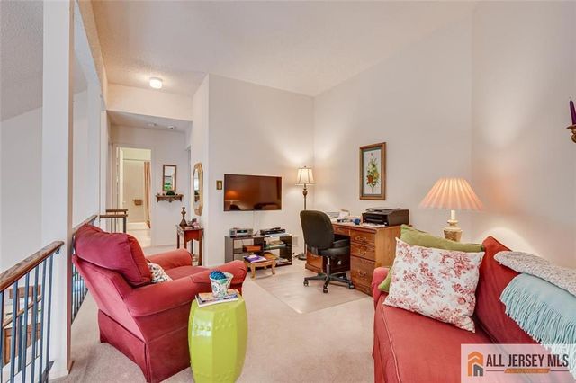 117 Kingsberry Drive, Franklin, NJ 08873