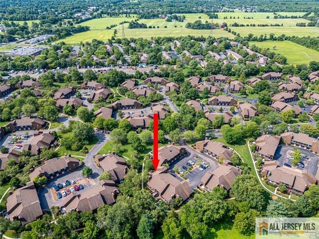 117 Kingsberry Drive, Franklin, NJ 08873