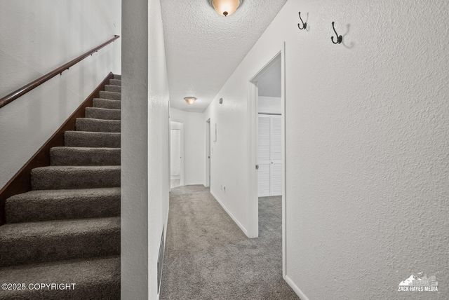 6501 Donna, Anchorage, AK 99504