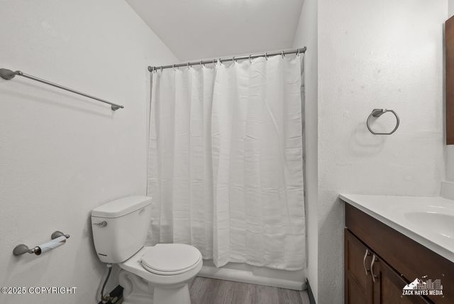 6501 Donna, Anchorage, AK 99504