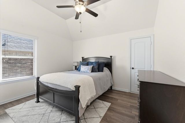 95 Lindenberry Circle, The Woodlands, TX 77389