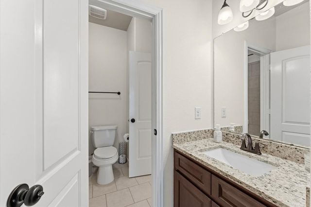 95 Lindenberry Circle, The Woodlands, TX 77389