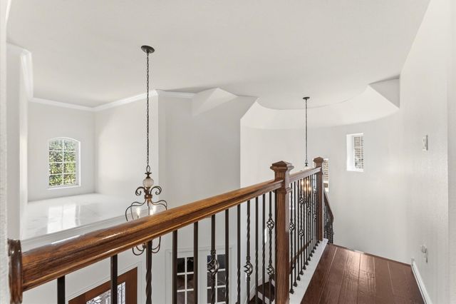 95 Lindenberry Circle, The Woodlands, TX 77389