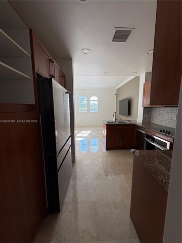 18410 NE 30th Ave 18410, Aventura, FL 33160