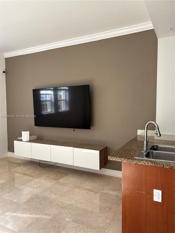18410 NE 30th Ave 18410, Aventura, FL 33160