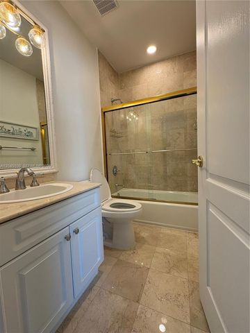 18410 NE 30th Ave 18410, Aventura, FL 33160