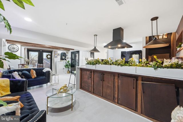 6714 ASSET DR, Landover, MD 20785