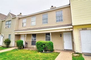 9419 Olde Towne Row, Dallas, TX 75227