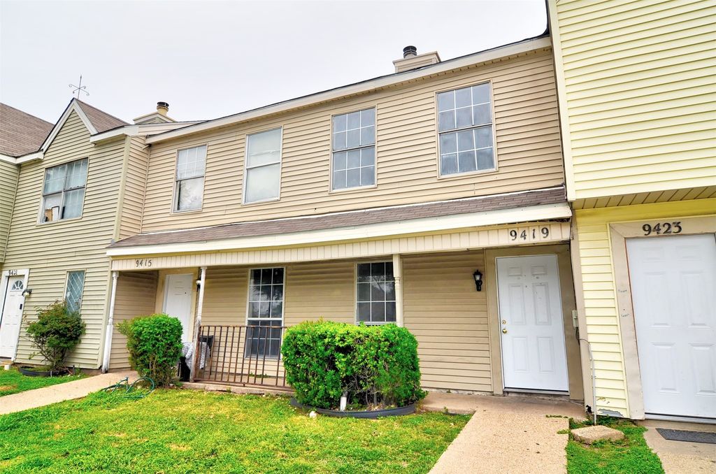 9419 Olde Towne Row, Dallas, TX 75227