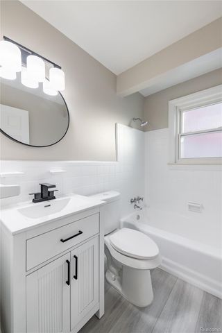 9255 Hubert Avenue, Allen Park, MI 48101