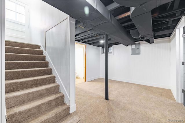 9255 Hubert Avenue, Allen Park, MI 48101