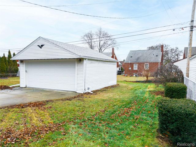 9255 Hubert Avenue, Allen Park, MI 48101