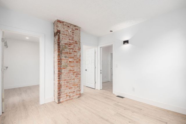 35 Meek Avenue, Columbus, OH 43222