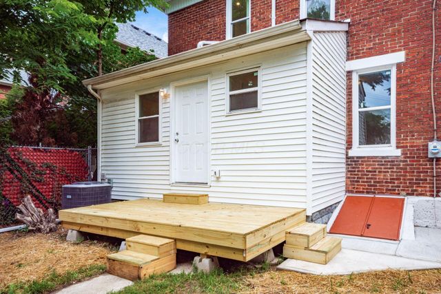 35 Meek Avenue, Columbus, OH 43222