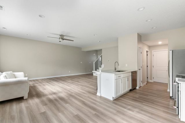 265 Amberwood Drive, Pleasant Hill, IA 50327