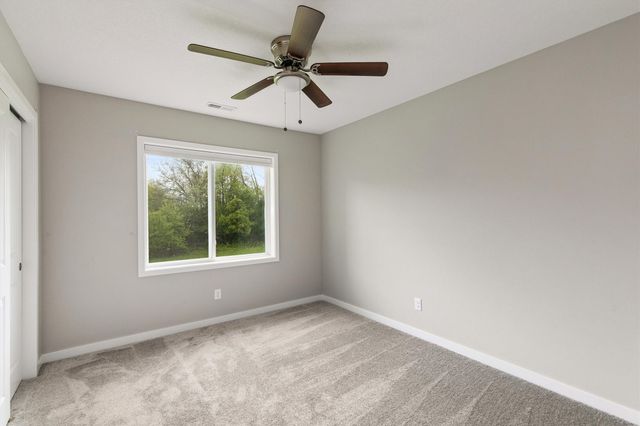 265 Amberwood Drive, Pleasant Hill, IA 50327